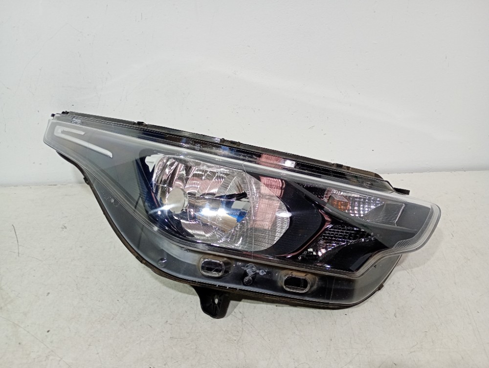Farol Direito Fiat Strada 2020/2024 Recuperado 1
