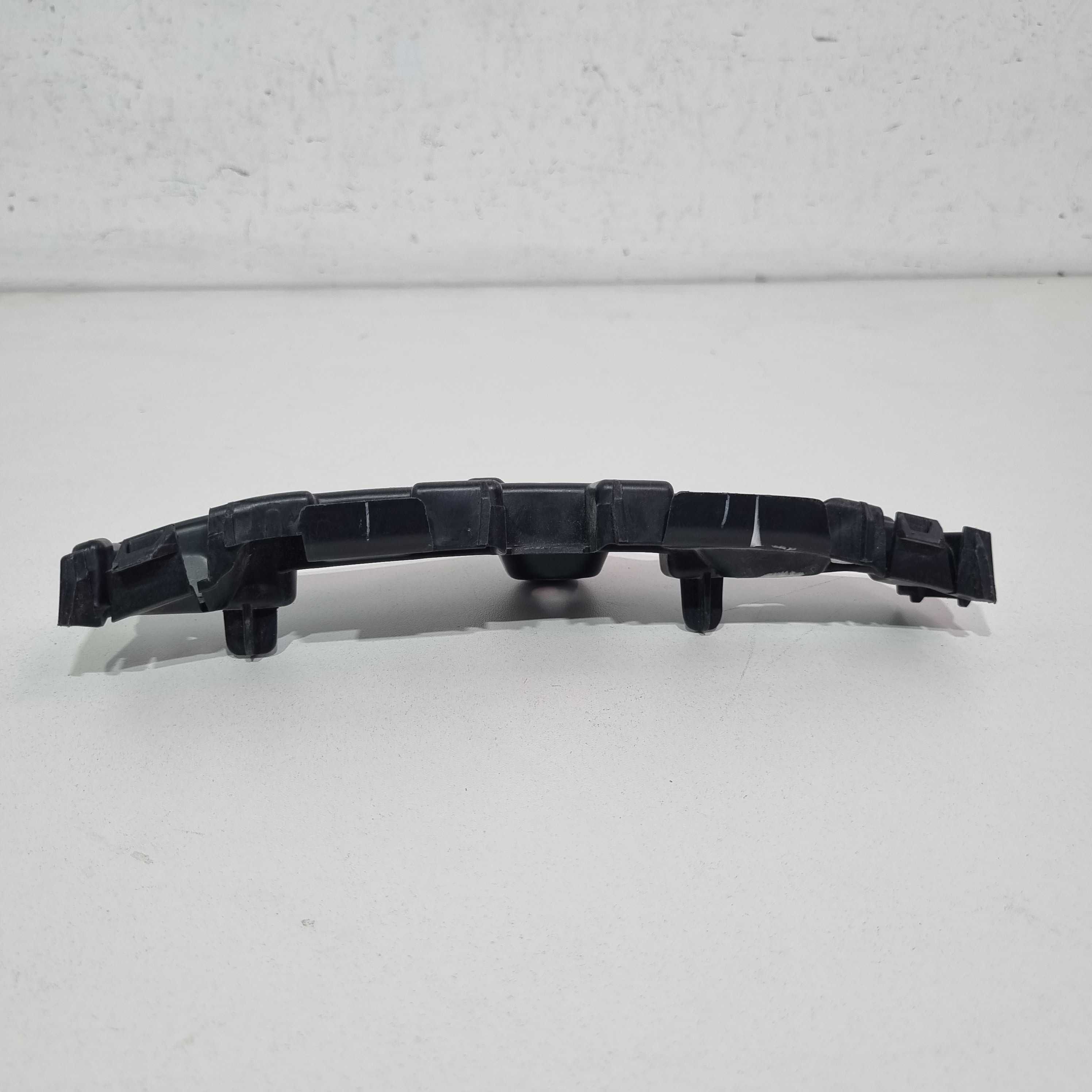 Guia Direita Parachoque Dianteiro Renault Sandero 2014/2016 2