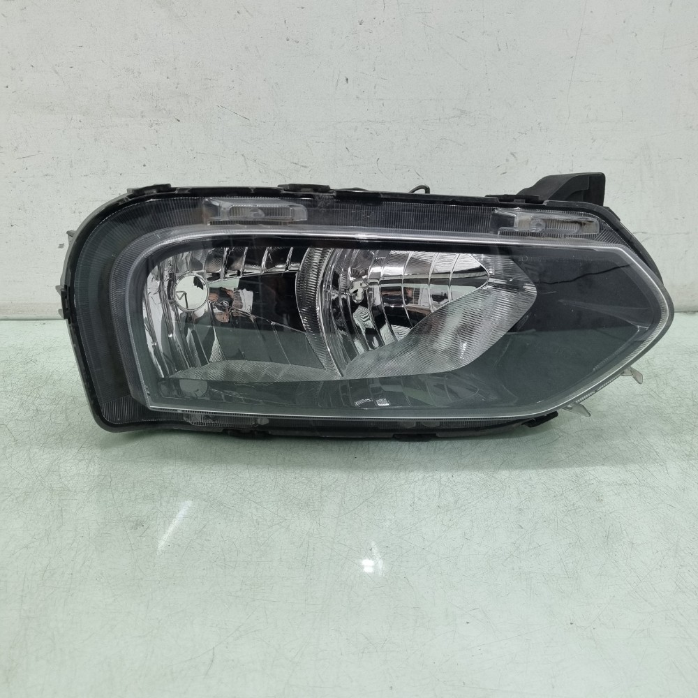 Farol Direito Renault Kwid Modelos 2022/2024 Direito/passageiro 1