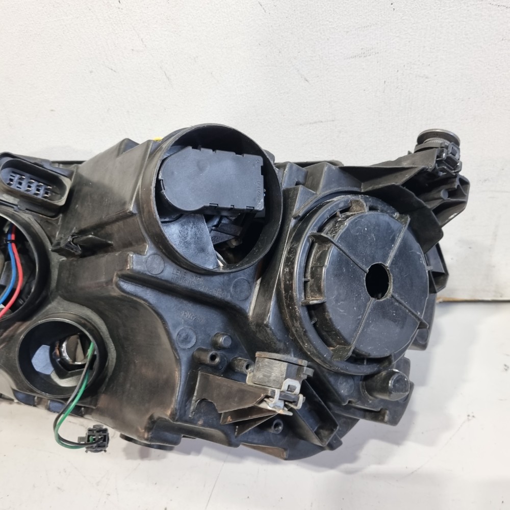 Farol Direito Volkswagen Golf Tsi 2015 2016 2017 2018 Direito/passageiro 7