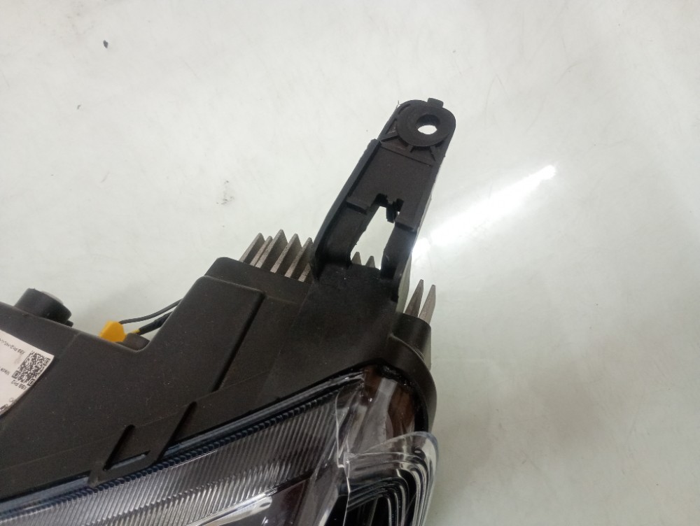 Farol Superior Esquerdo Kwid 2022/2024 Recuperado 6