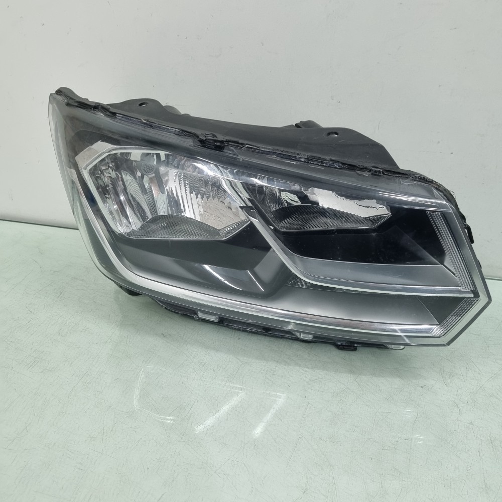 Farol Direito Volkswagen Saveiro G7 2017 À 2020 Recuperado. Direito/passageiro 1