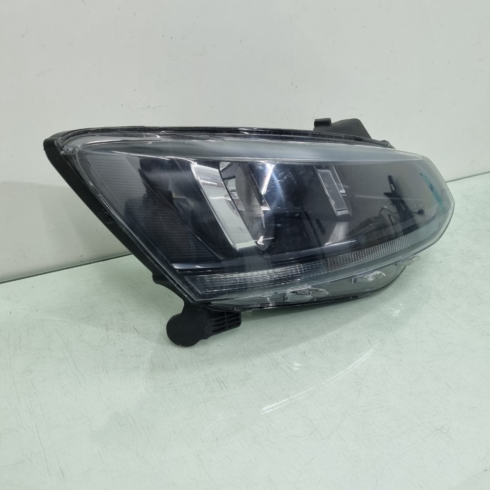Farol Lado Direito Volkswagen Fox Friso Preto 2015 À 2020 Direito/passageiro 3