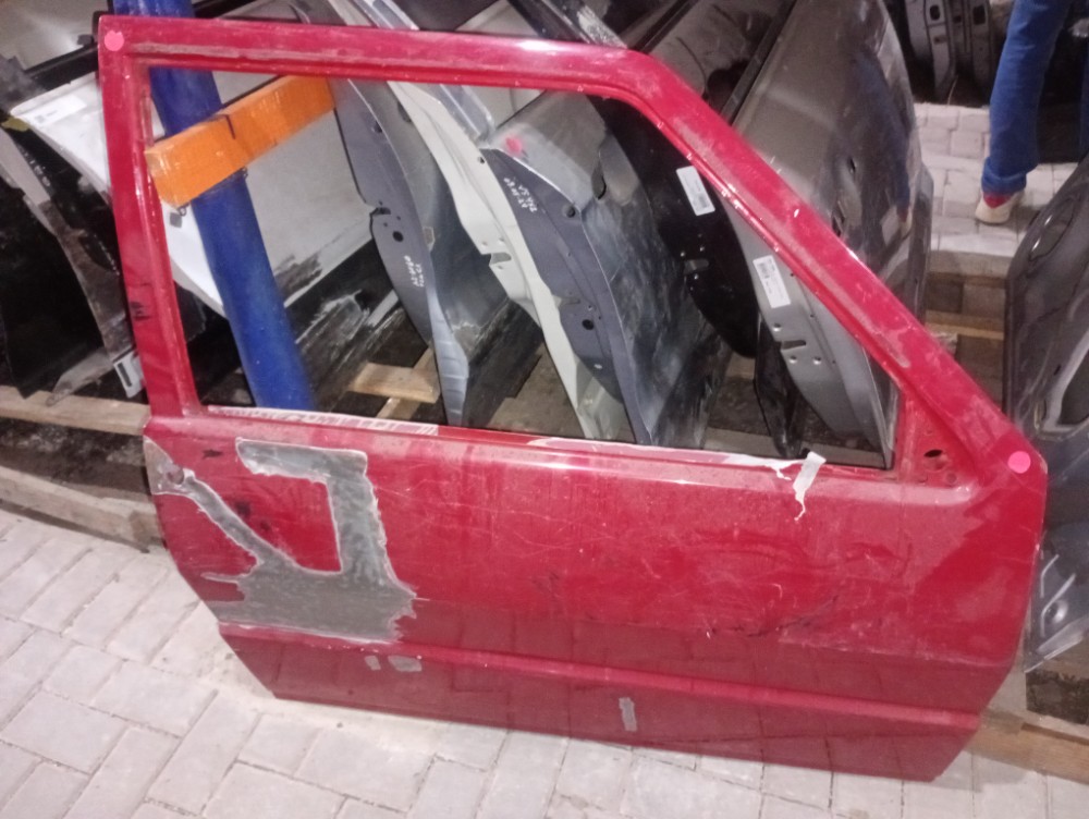 Porta Dianteira Do Lado Direito Fiat Uno Modelos 2005/2011 1