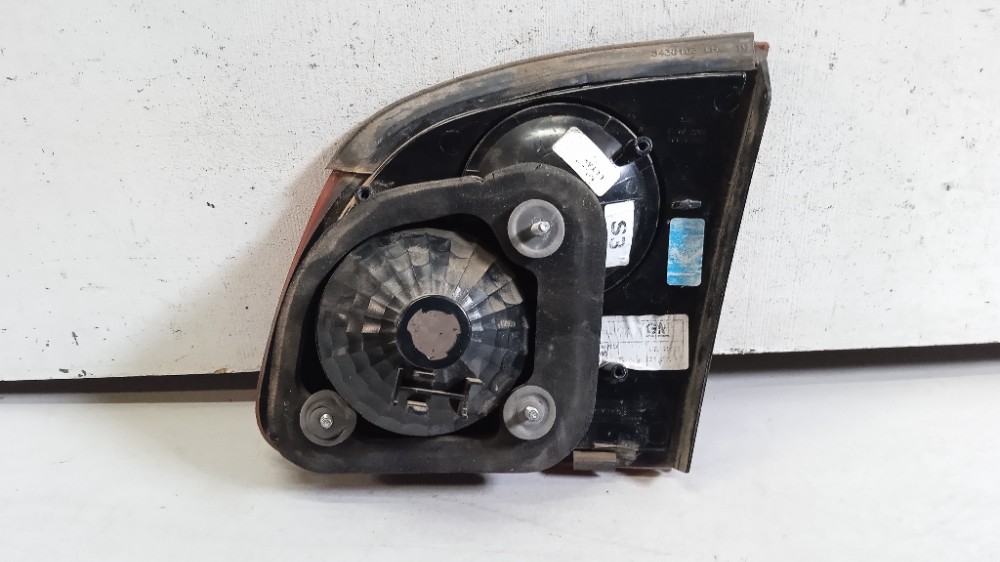 Lanterna Da Tampa Traseira Corsa Classic 2010/2013 Seminova. 4