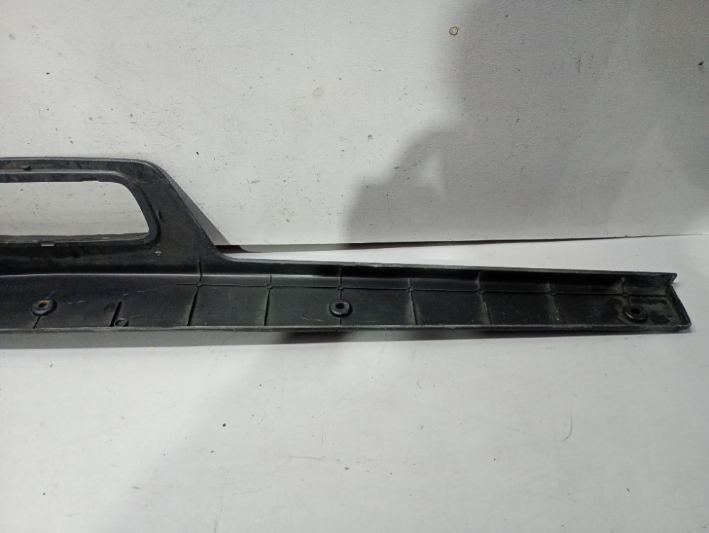 Acabamento da tampa traseira Montana 2013/2019 3