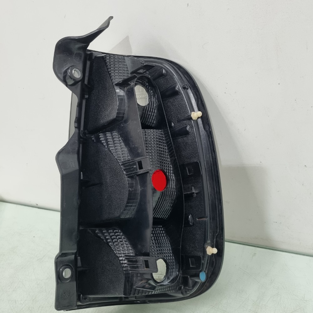 Lanterna Esq. Com Led Fiat Uno Drive 2016/2021 Recuperado. Esquerdo/motorista 4