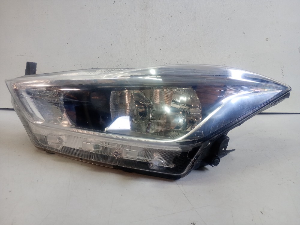 Farol Dianteiro Esquerdo Sem Led Nissan Kicks 2017/2020 Esquerdo/motorista 2