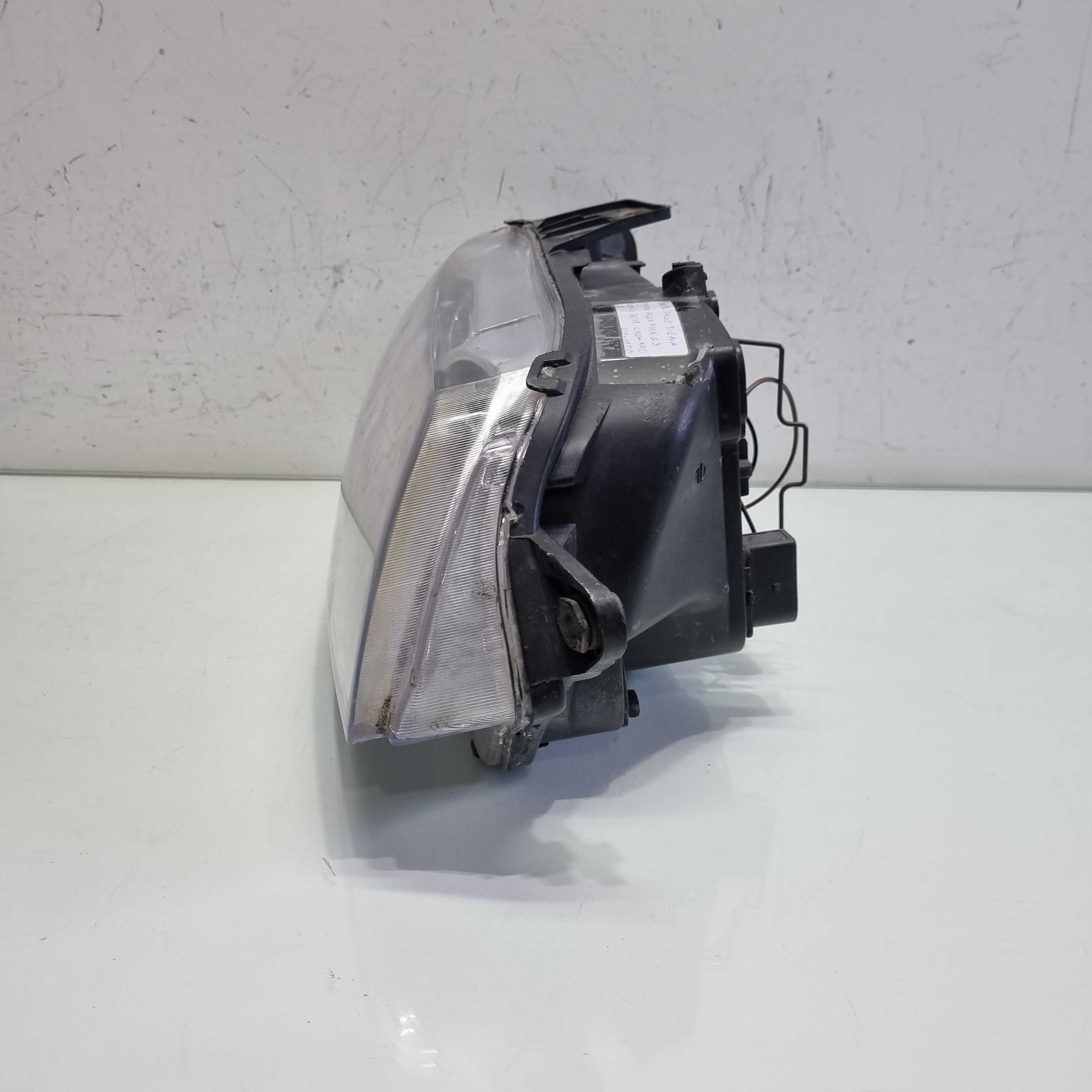 Farol direito Fiat Palio, Siena, Strada cromado 2006/2010 2
