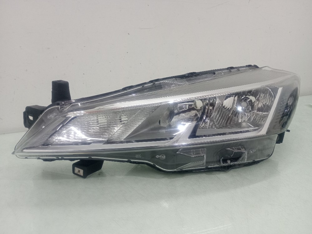 Farol Esquerdo Sem Led Nissan Kicks 2021/2024 Recuperado 2
