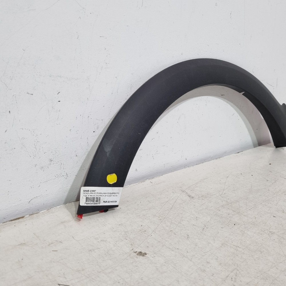 Moldura Paralama Esquerdo Volkswagen Fox Xtreme 2015/2021 7
