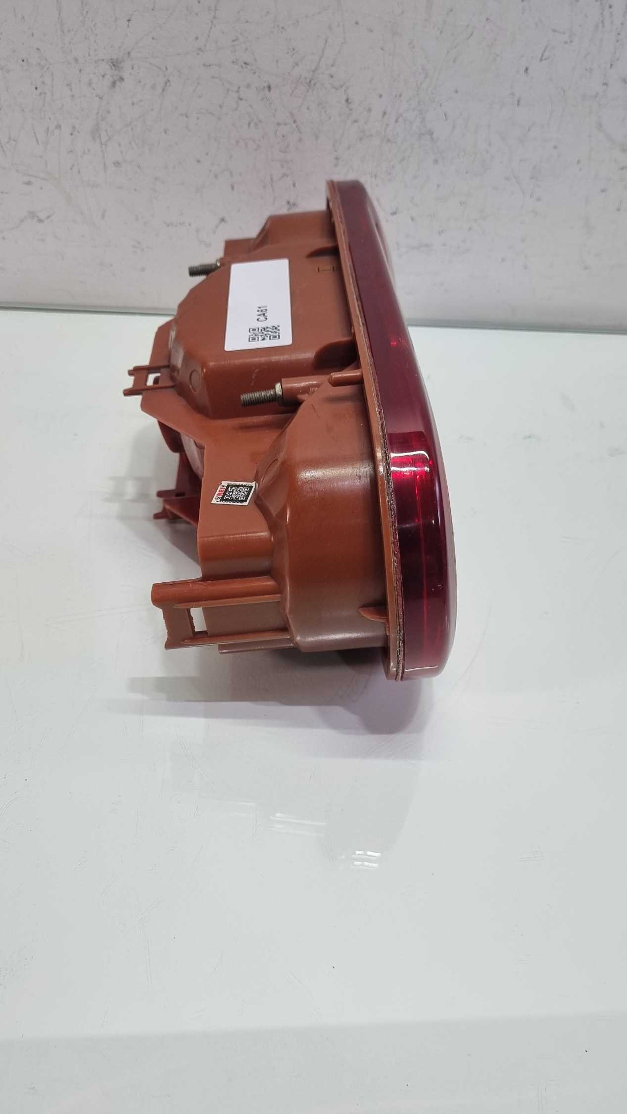 Lanterna lado direito Hyundai HR modelo 2010/2017 1