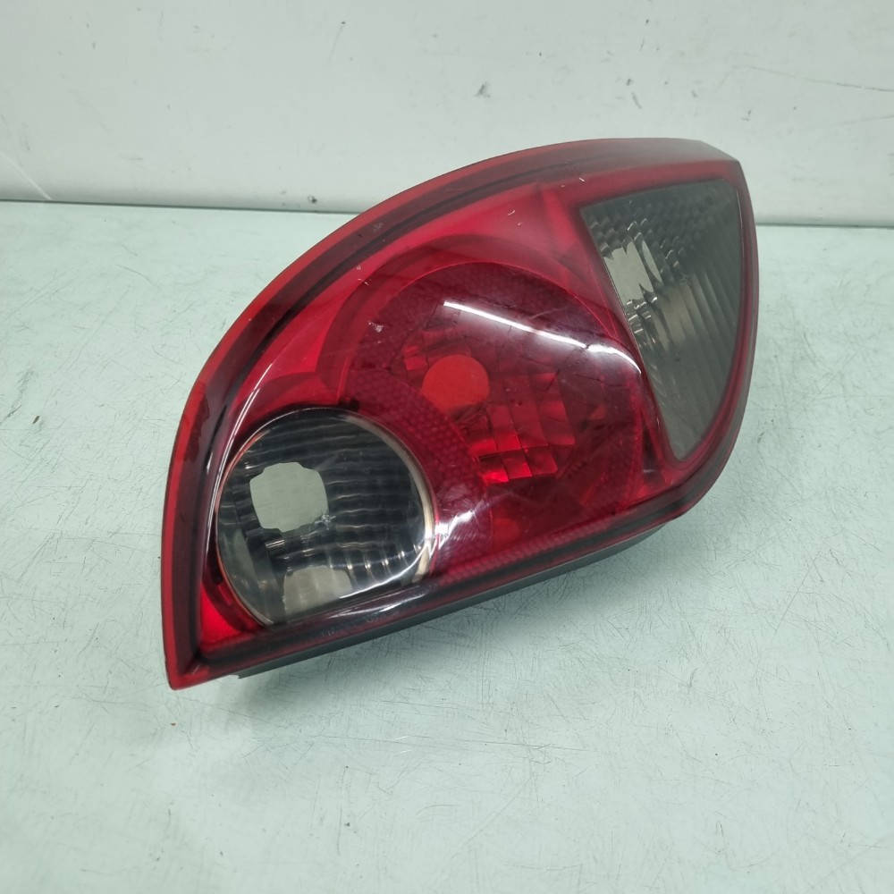 Lanterna Fumê  Do Lado Esquerdo Chevrolet Celta 2010/2013 Esquerdo/motorista 3