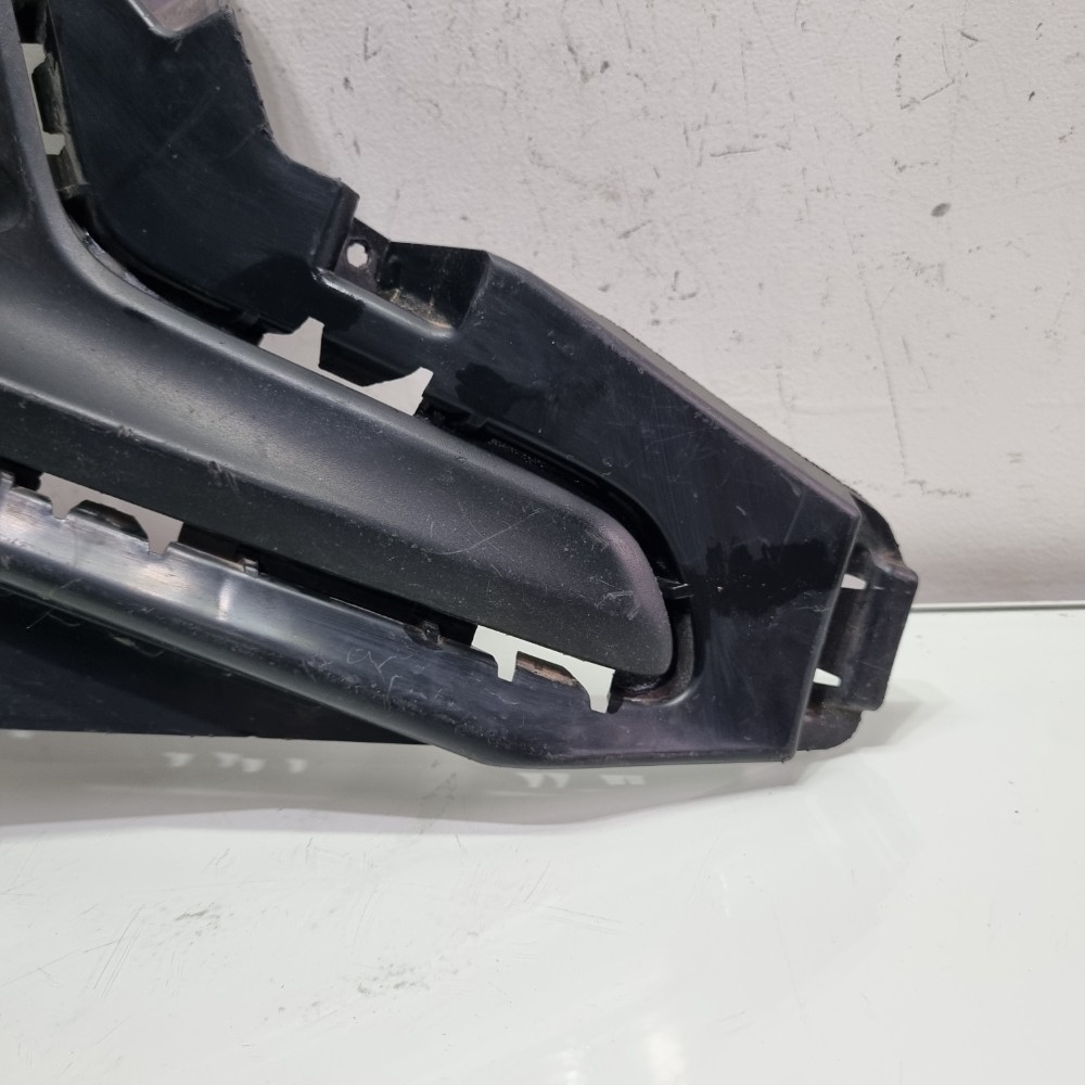 Farol Milha Direito Com Moldura Onix 2020/24 Original Usado 5