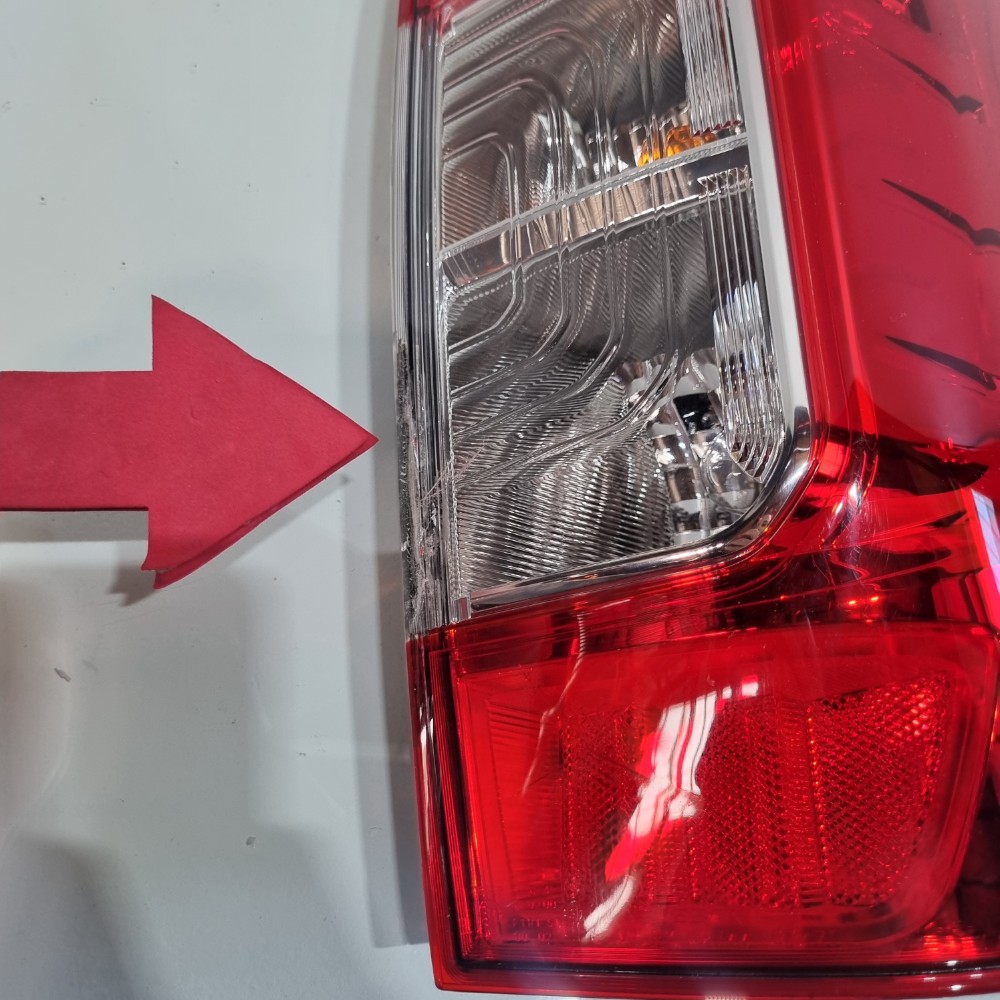 Lanterna Do Lado Direito Nissan Frontier Modelos 2017/2021 Direito/passageiro 5