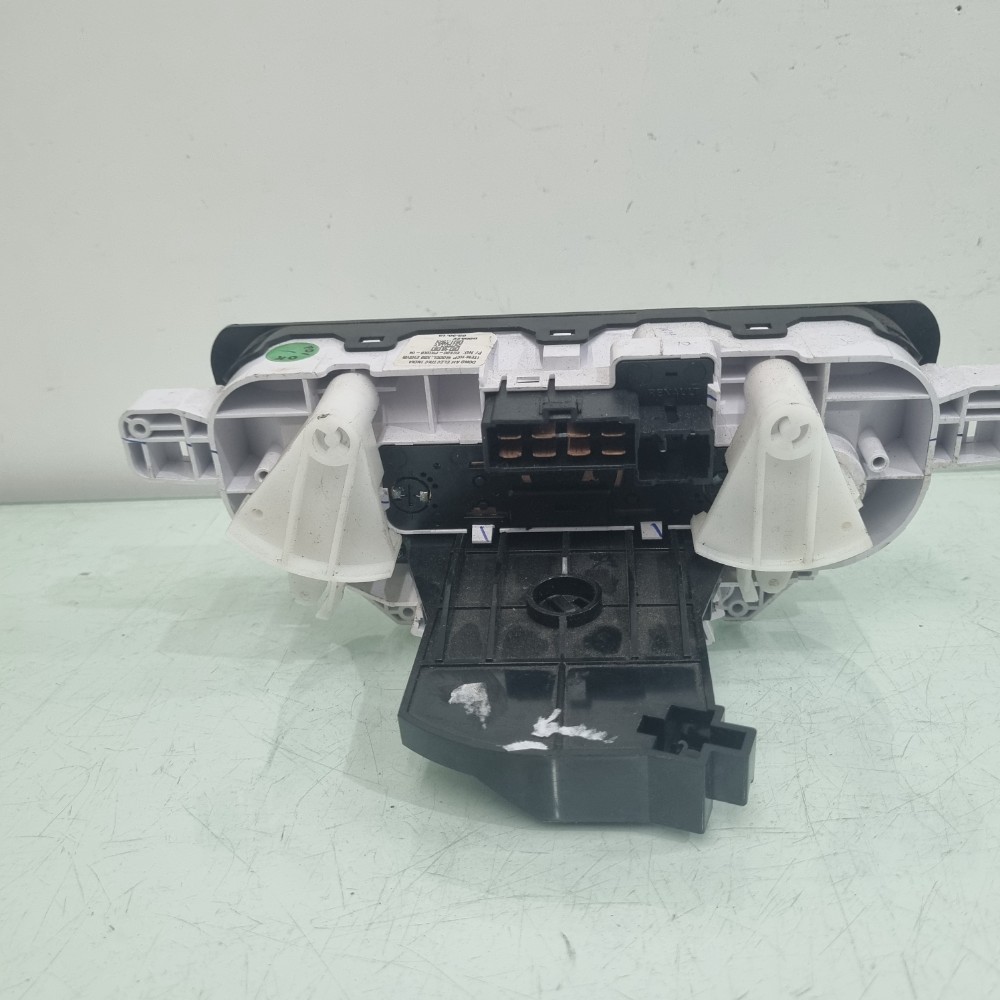 Comando Do Ar Condicionado Renault Kwid Modelos 2017/2023 4