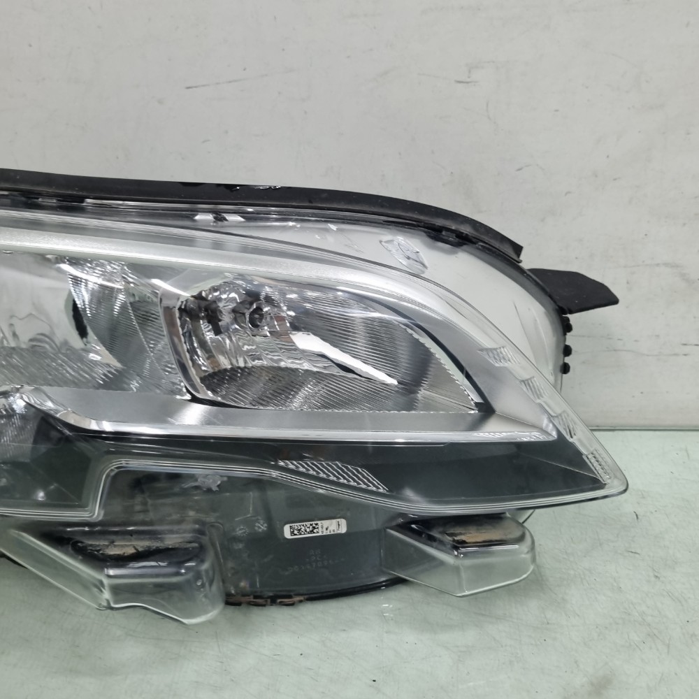 Farol Direito Peugeot Expert 2020/2023 Recon Direito/passageiro 3