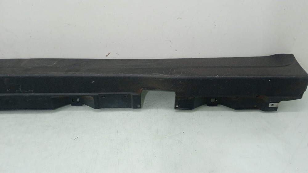 Spoiler Lateral Esquerdo Mercedes GLB 2017/2021 Original 5