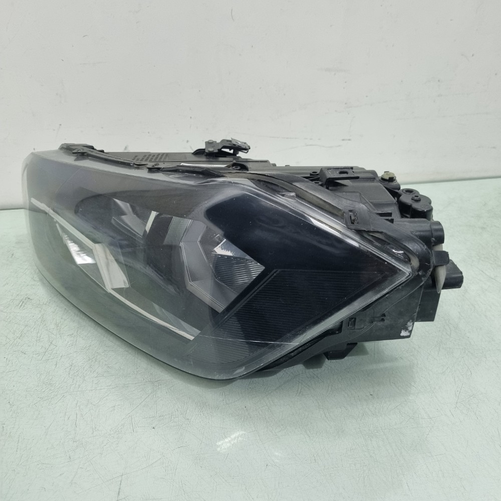 Farol Friso Cromado Esquerdo Volkswagen Polo 2017/2022 Esquerdo/motorista 3