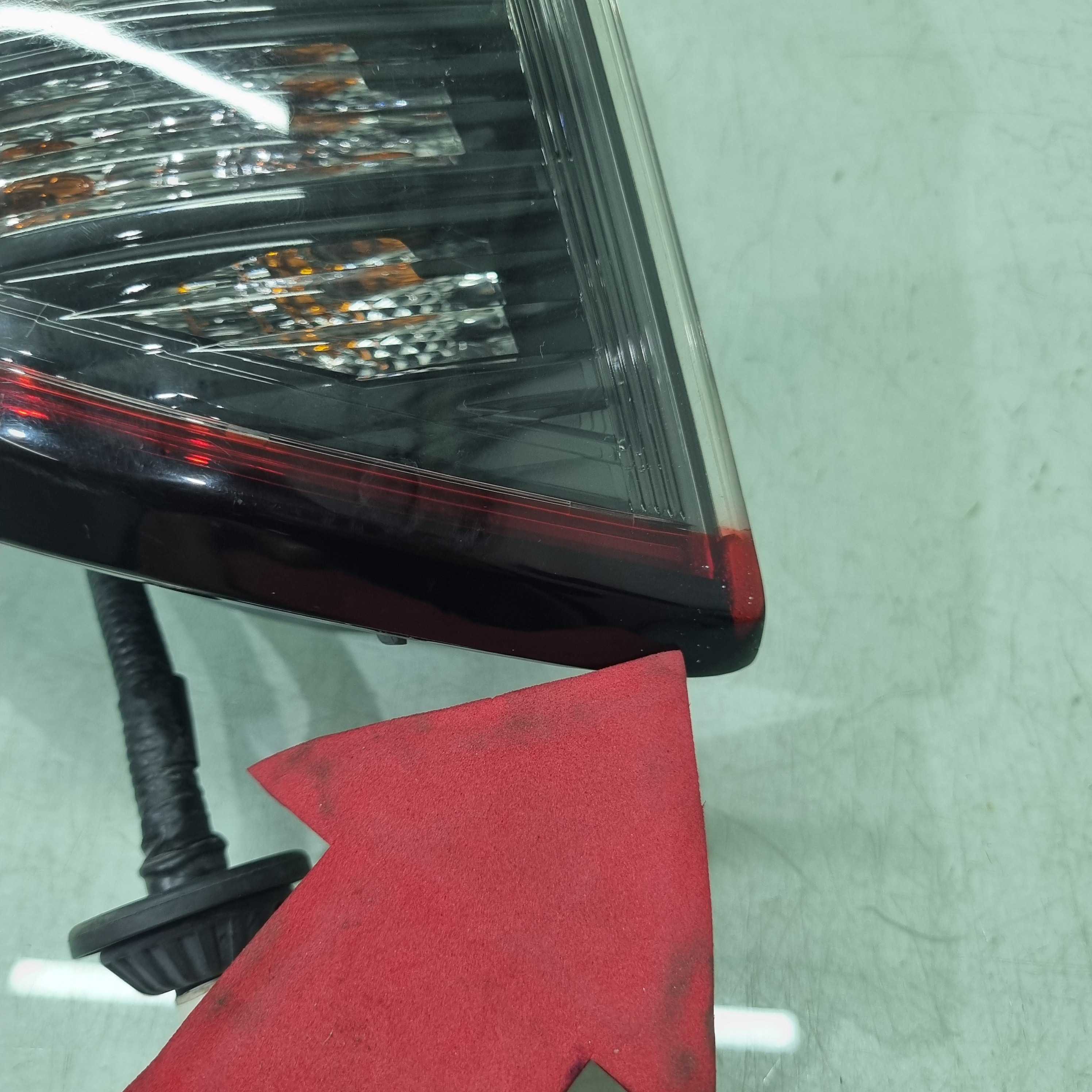 Lanterna Esquerda C/led Captur Renault Captur 2017/2021 Rec Esquerdo 10