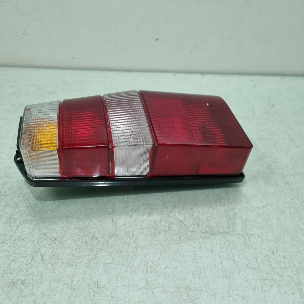 Lanterna Direita Importada Fiat Fiorino 2005/2010 Direito/passageiro 3