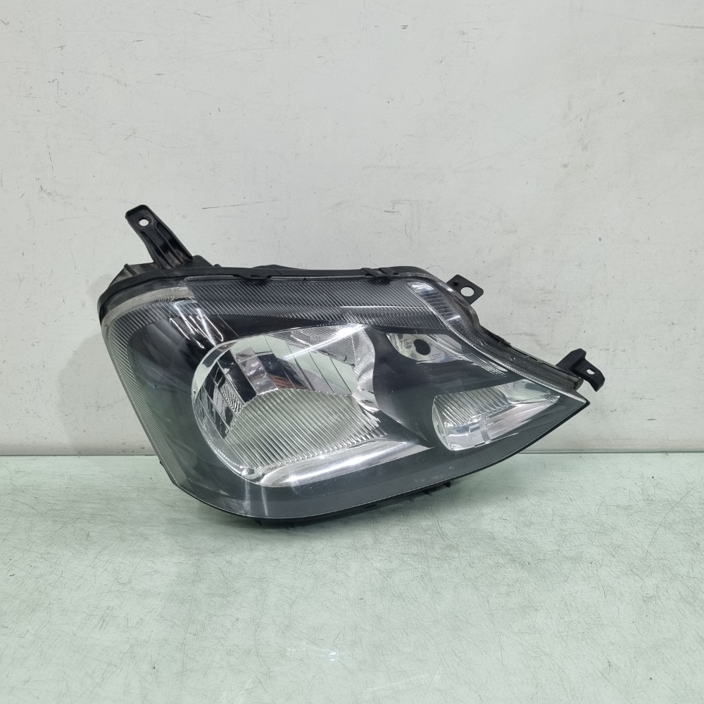 Farol Direito Mascara Negra Toyota Etios 2013 14 15 À 2019 Direito/passageiro 1