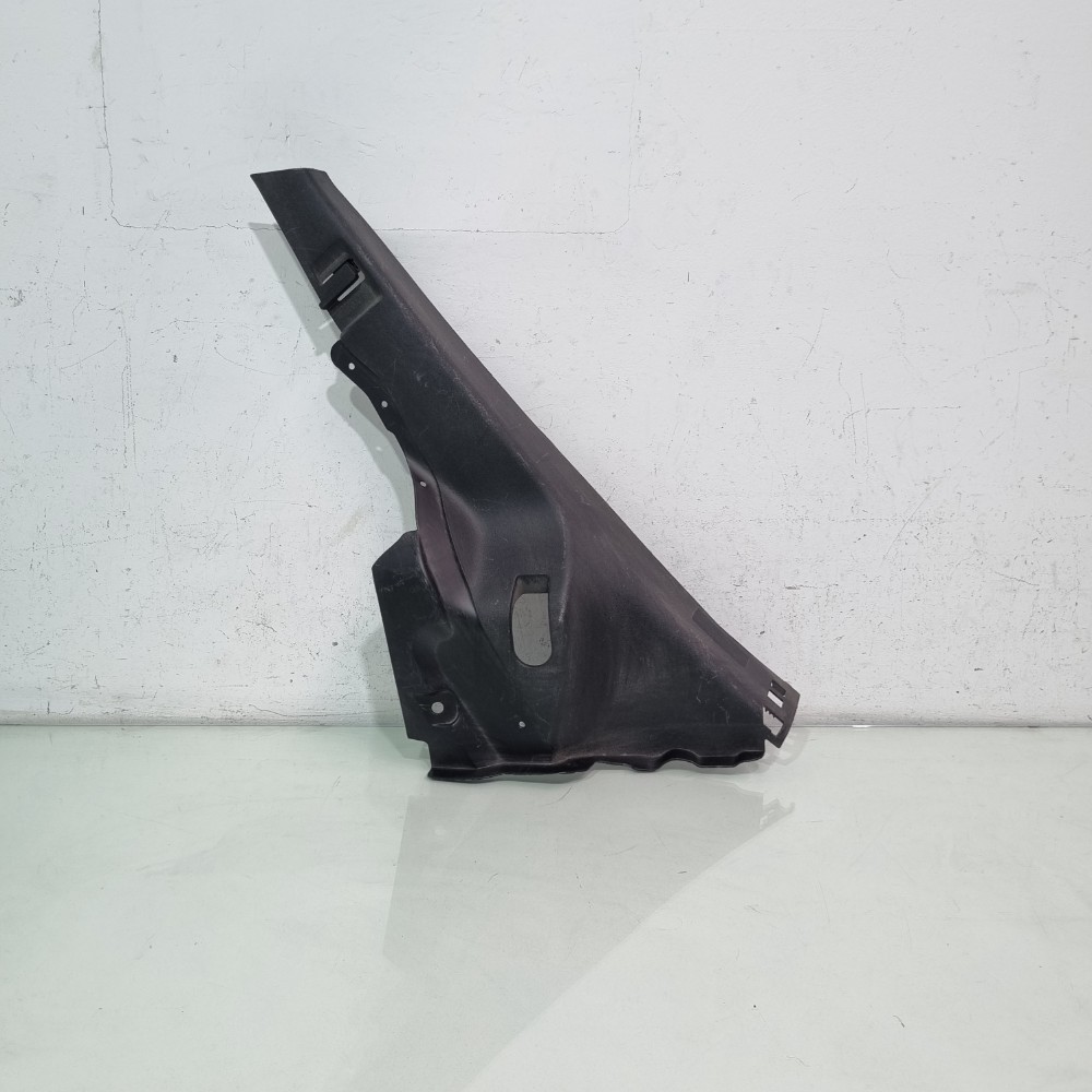 Acabamento Banco Traseiro Esquerda Chevrolet Onix 2013/2019