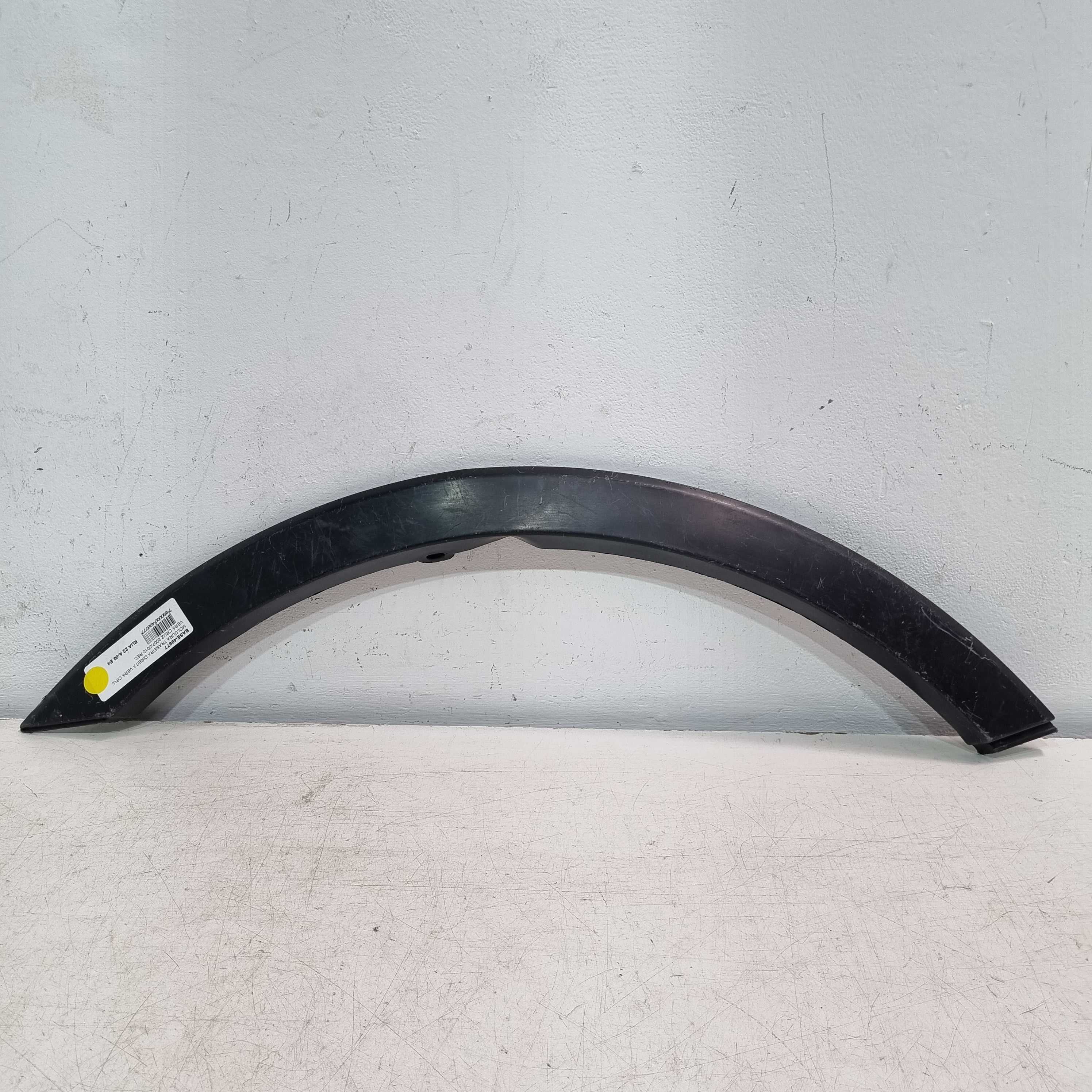 Moldura Traseira Do Lado Direito Hyundai Vera Cruz 2007/2012