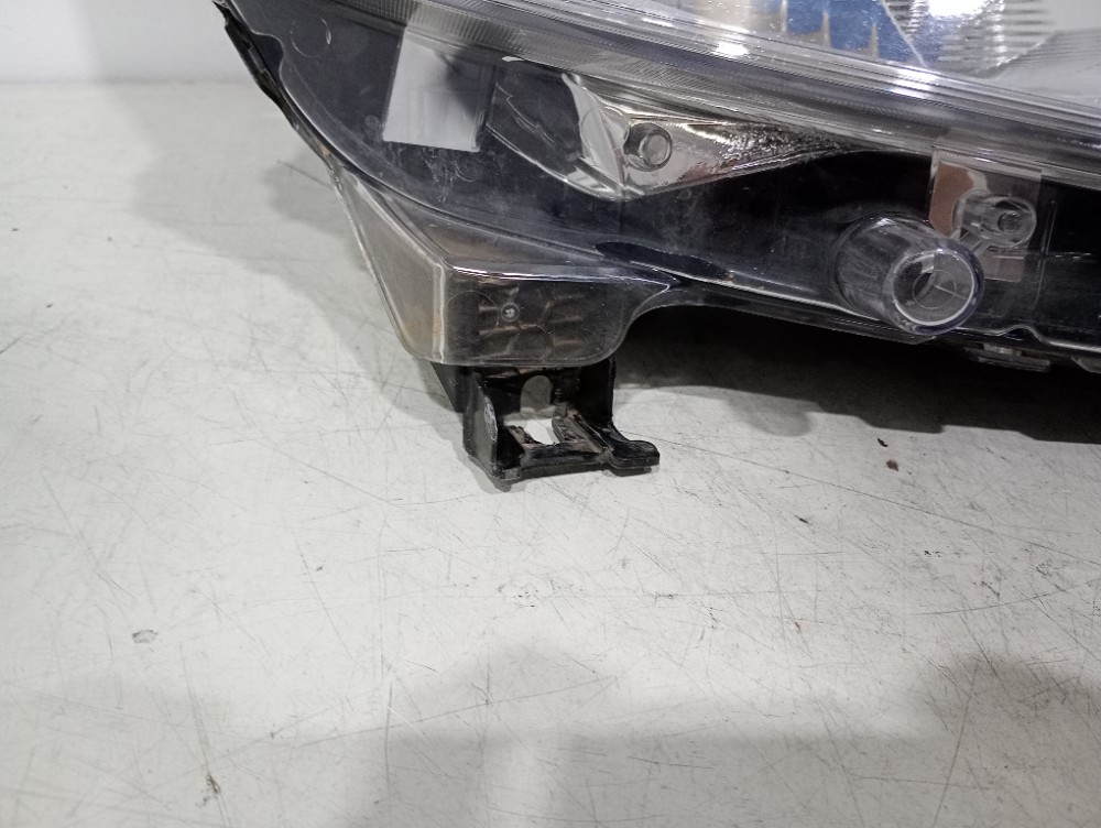 Farol Direito Sem Led Peugeot 208 2013/2016 Recuperada 5