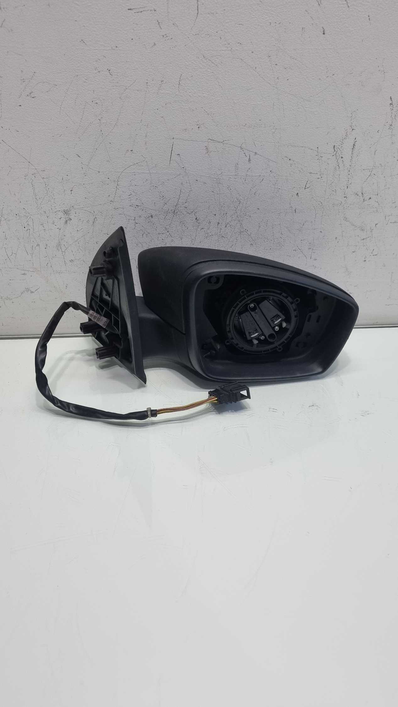 Retrovisor direito eletrico Volkswagen Gol modelo 2012/2017 3