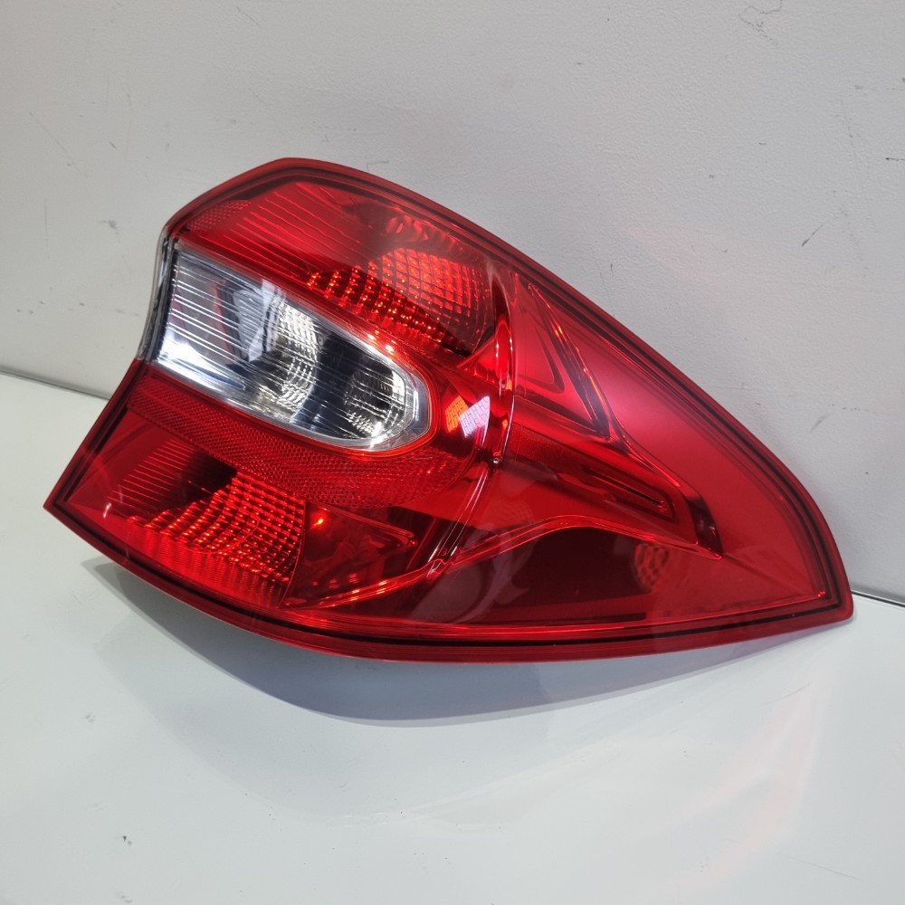 Lanterna Do Lado Direito Ford Ka Sedan Modelos 2015/2018 Direito/passageiro 5