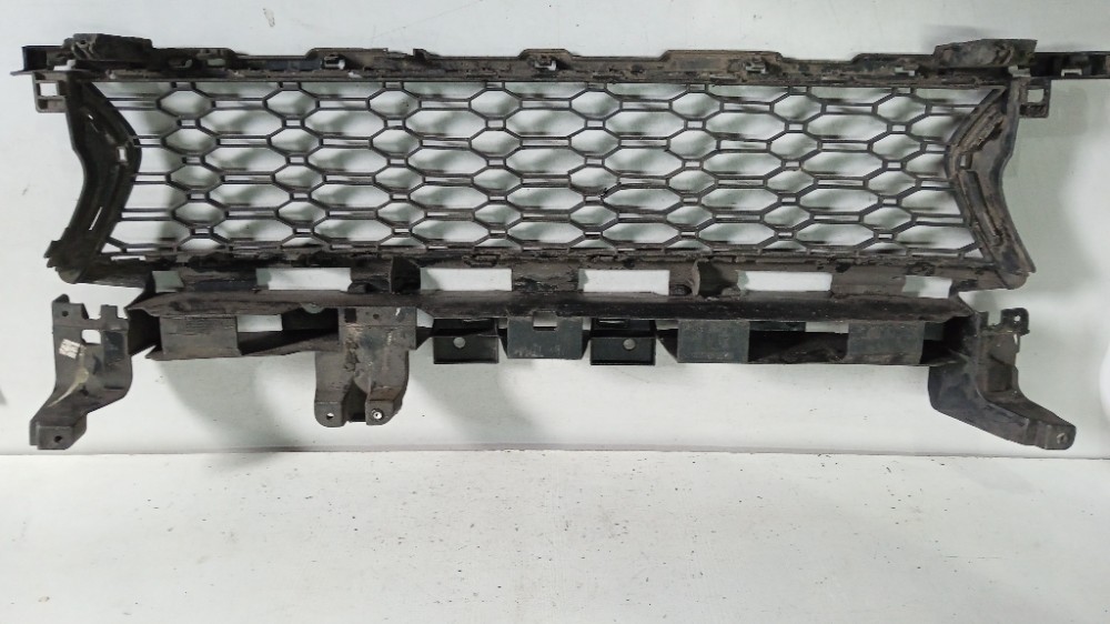 Grade Inferior Do P/c Dianteiro Sandero 2016/2019 Semi-novo. 4