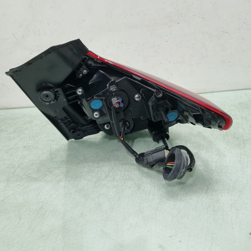 Lanterna Esquerda Sem LED Chevrolet Tracker 2020/2024 4