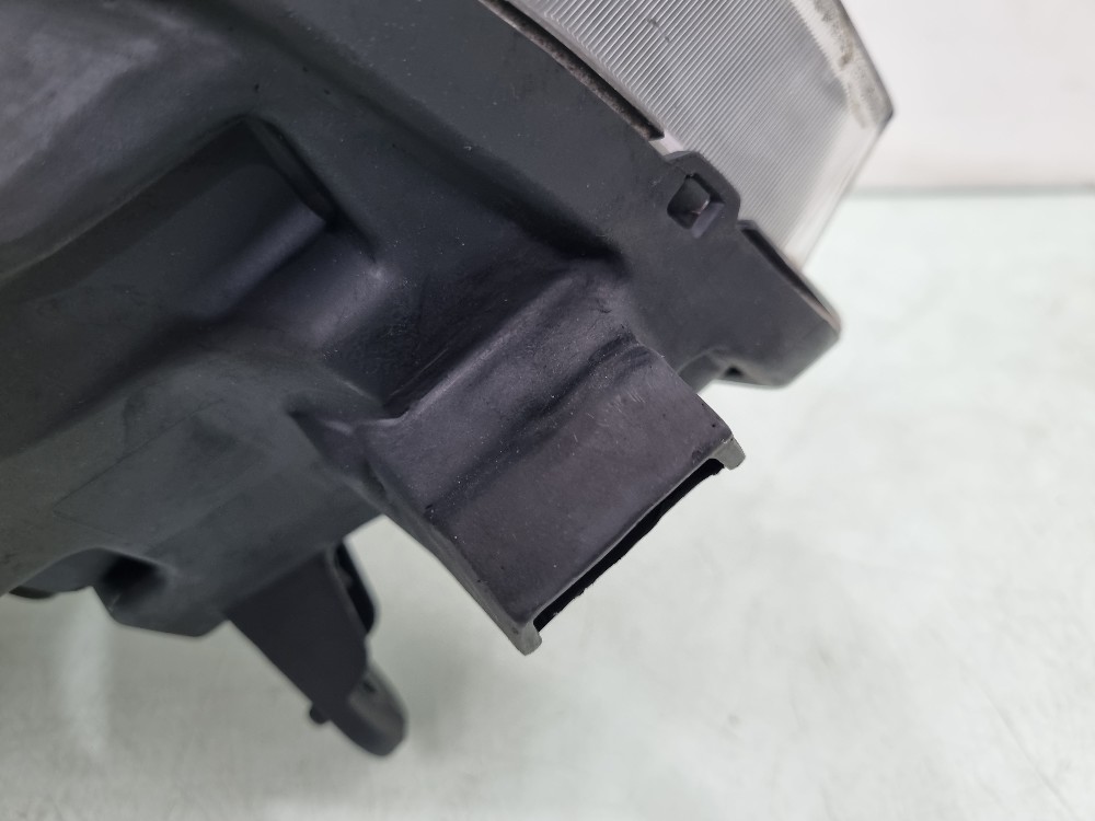 Farol Esquerdo Com Led Chevrolet Tracker 2017/2019 Recup 13