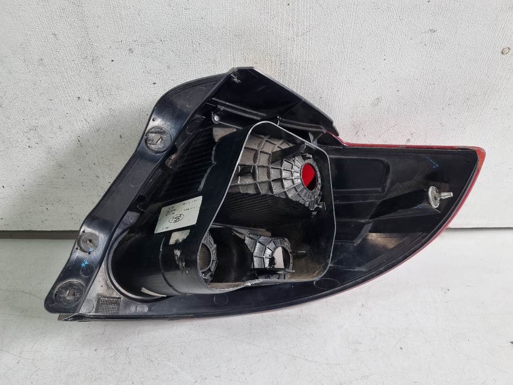 Lanterna Traseira Esquerda Ford Ka 2008/2010 Recuperada 15