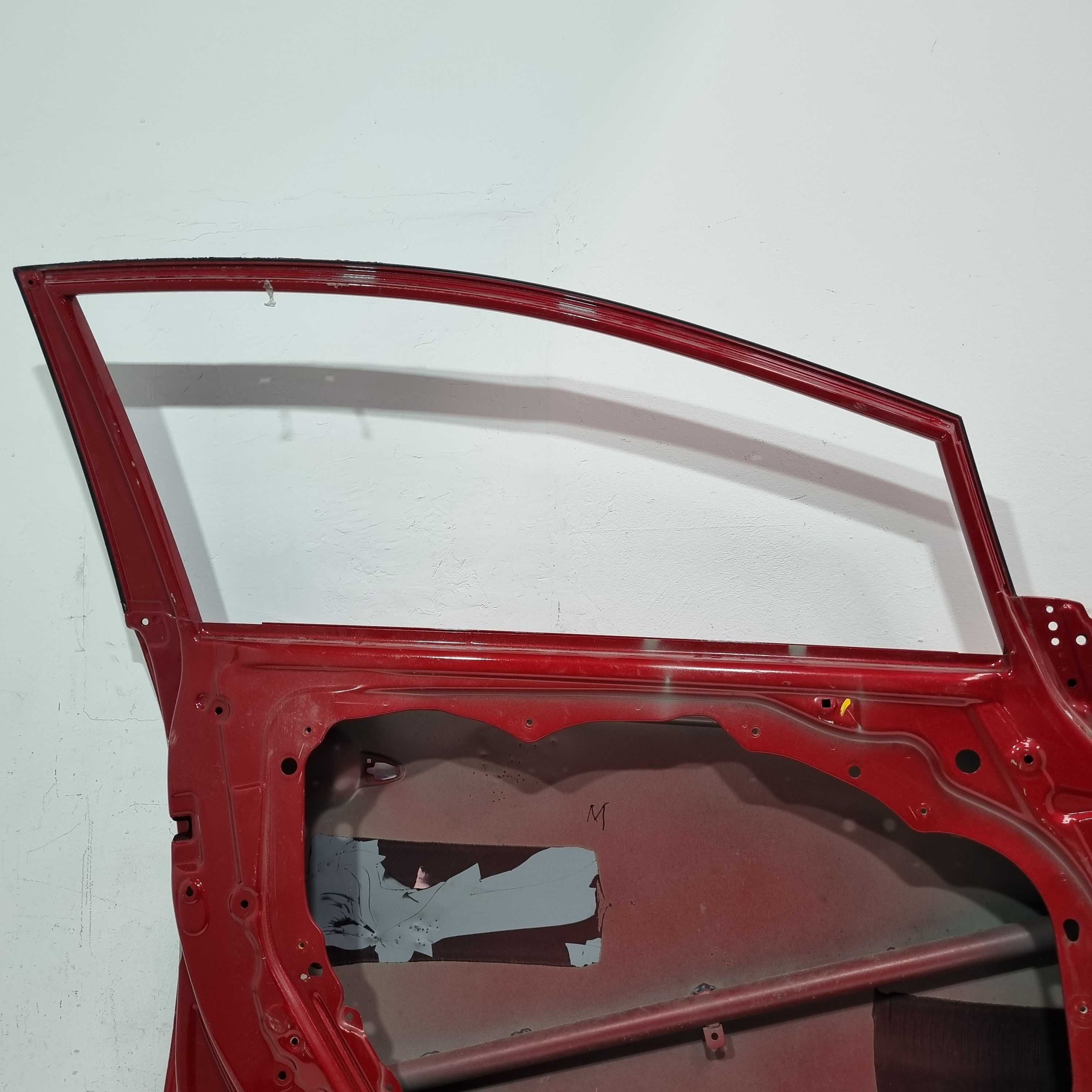 Porta Dianteira Do Lado Esquerdo Kia Cerato 2015/2020 Dianteira Esquerdo Vermelho 10