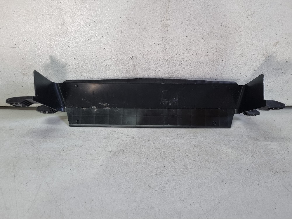 Defletor Inferior Do Radiador Fiat Strada 2020/2024 Usado