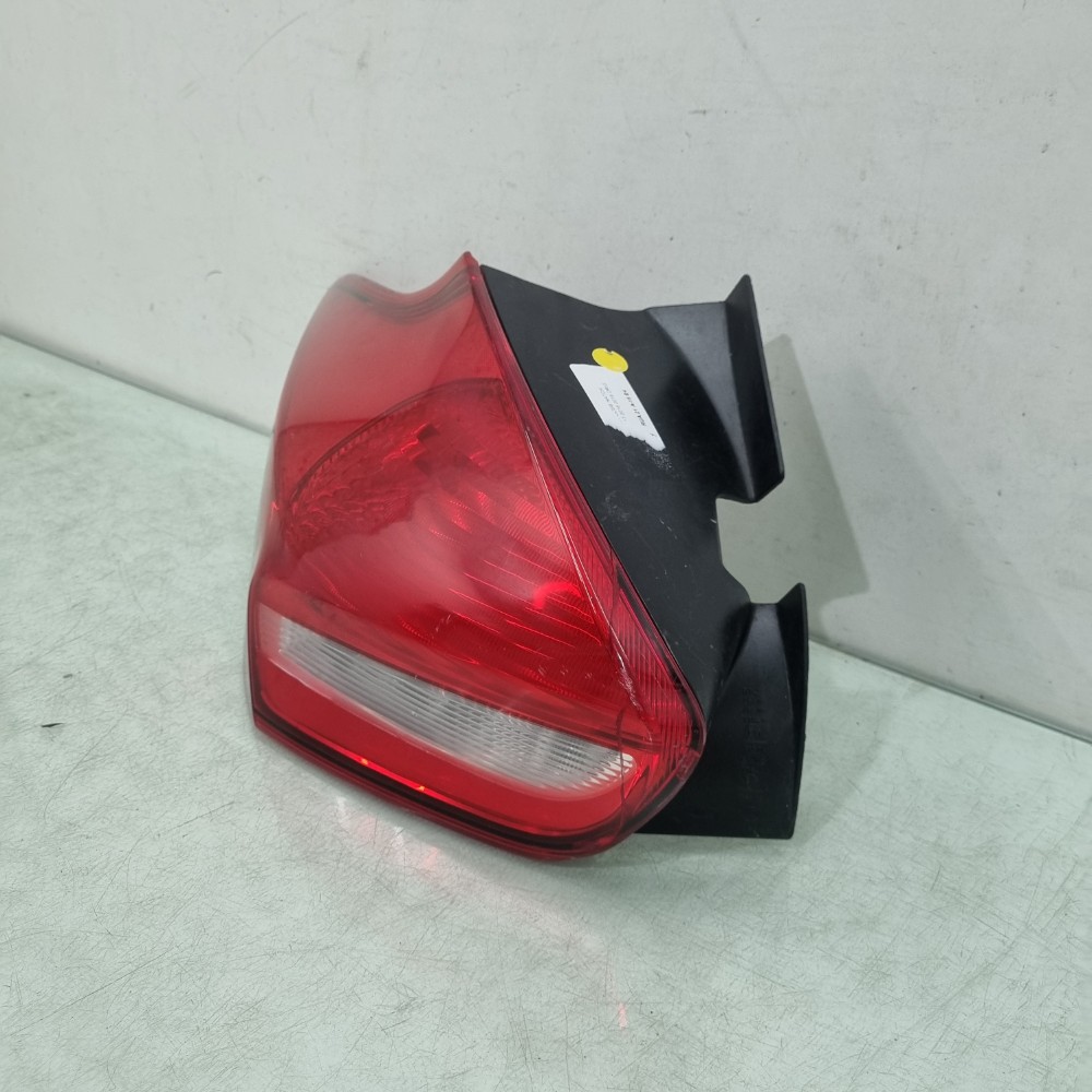 Lanterna Do Lado Esquerda Ford Focus Hatch Modelos 2016/2019 Esquerdo/motorista 2