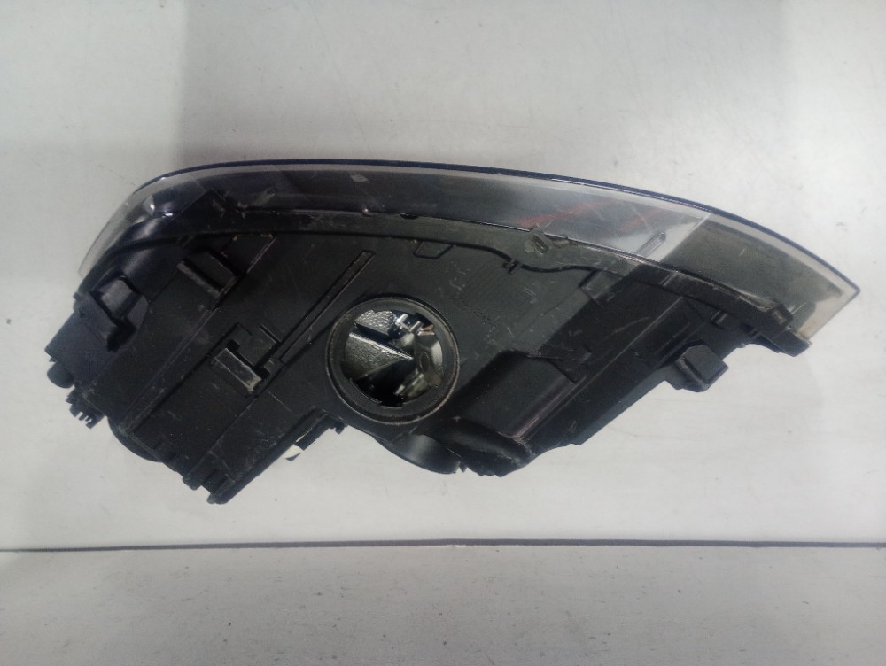 Farol Direito Volkswagen Polo Friso Cromado 2017/2021 Usado. Direito/passageiro 5