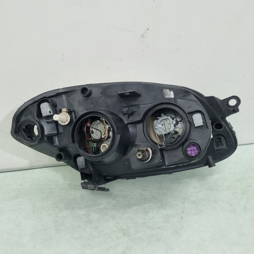 Farol Lado Esquerdo Cromado Para Fiat Palio 2013/2017 Usado. 4