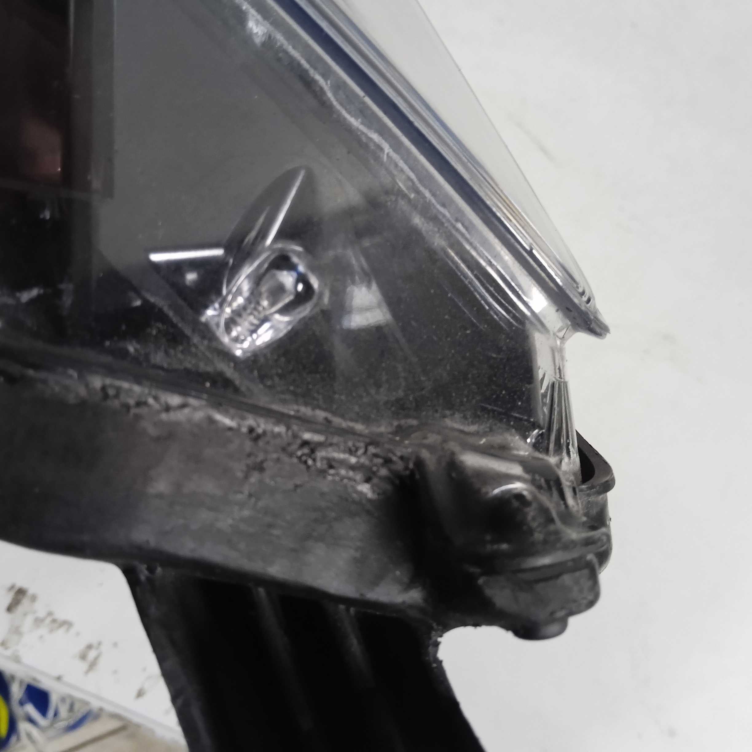 Farol Lado Direito Corolla Cross Ano 2022/2024 Recuperado 7