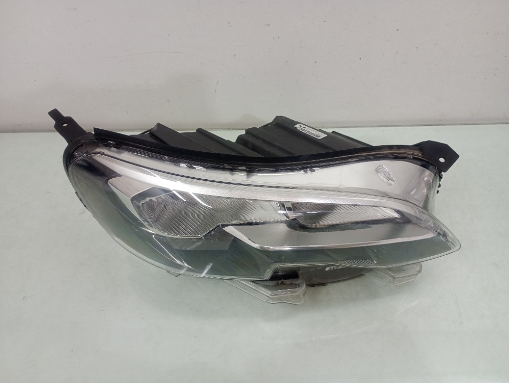 Farol Direito Expert Recuperado 2018/2022 3