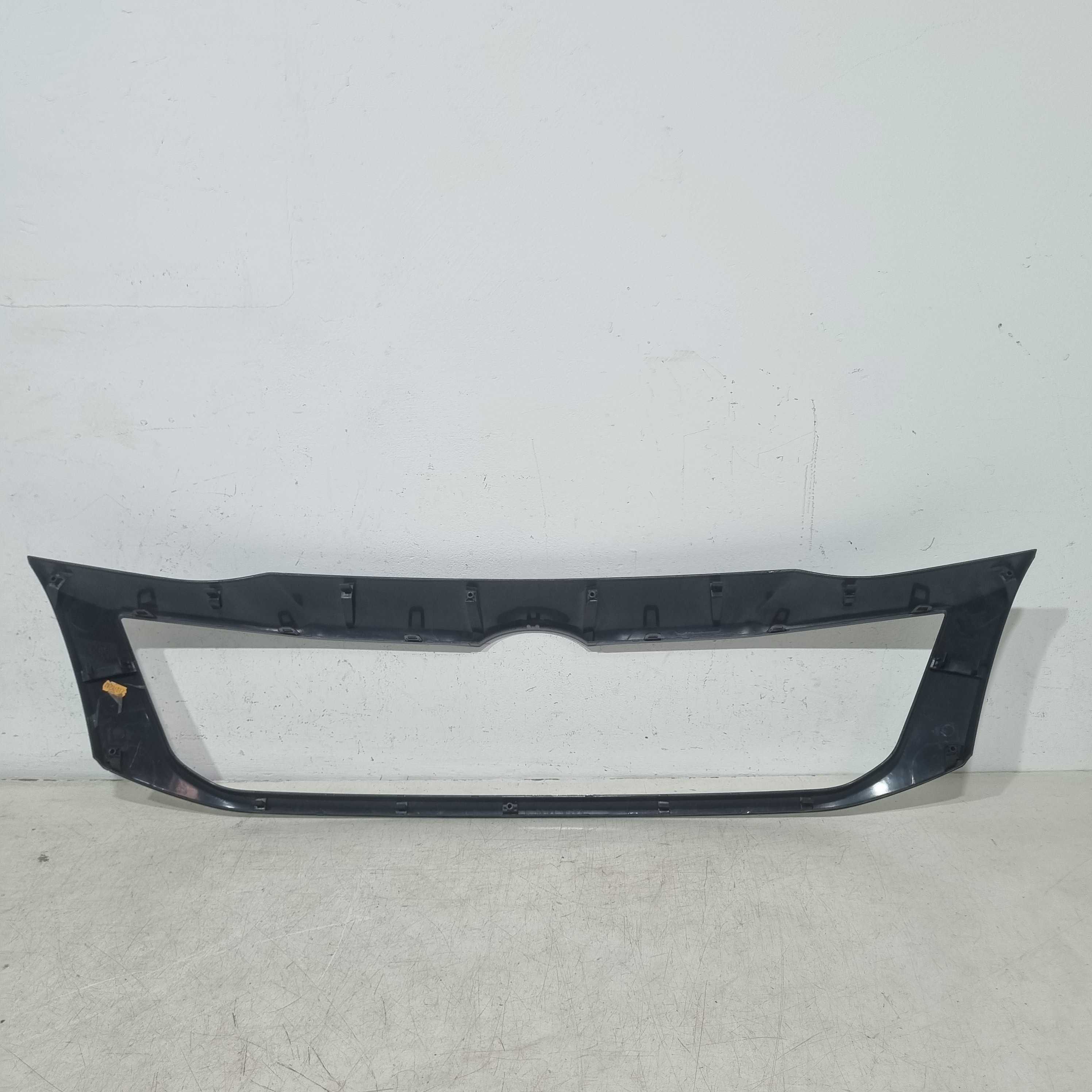 Moldura Da Grade Superior Hilux 2013/2016 2