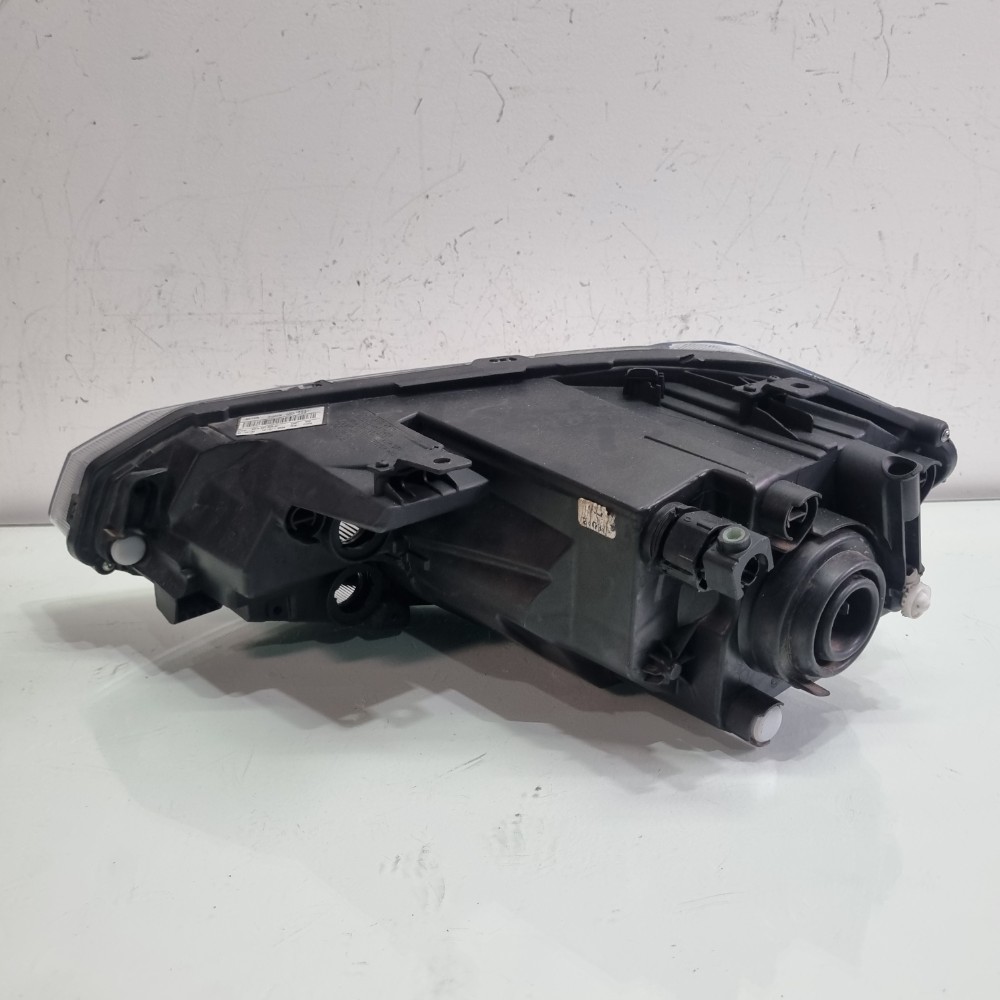 Farol Dianteiro Direito Volkswagen Polo Tracker 2023/2025 Direito/passageiro 5