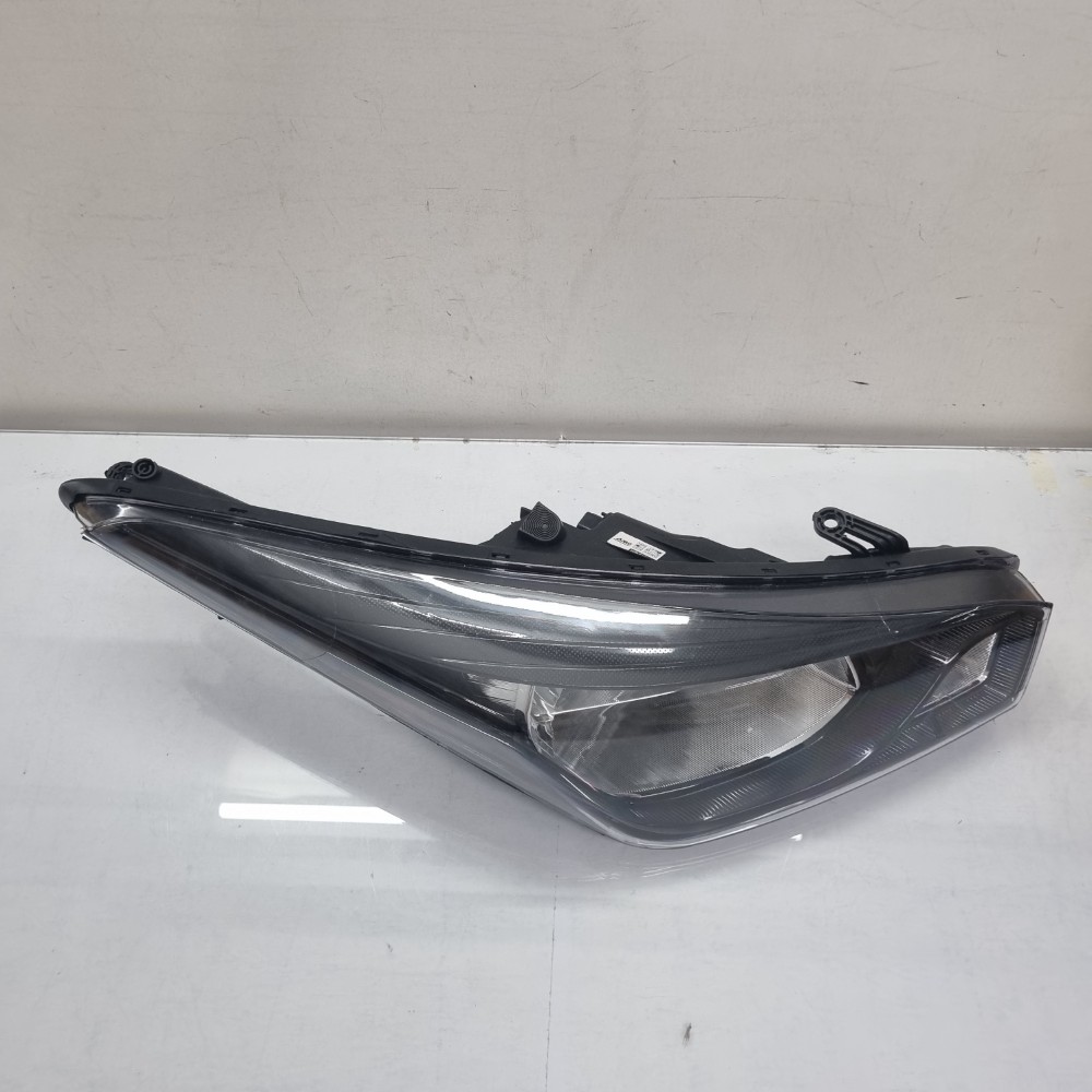 Farol Mascara Negra Do Lado Direito  Hyundai Hb20 2012/2015 Direito/passageiro 5
