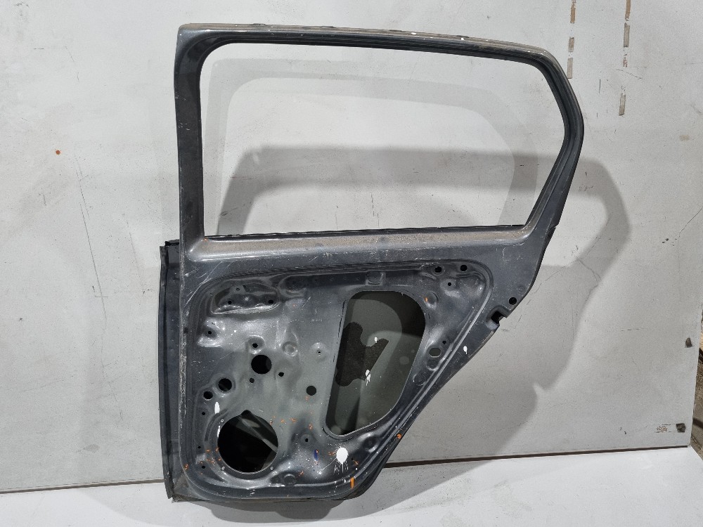Porta Traseira Direita Volkswagen Up! 2013/2022 Traseira Direito 4