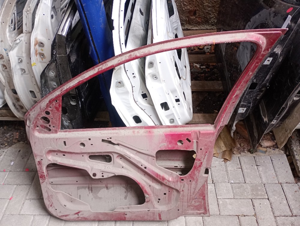Porta dianteira direita Peugeot 207 2008/12 2