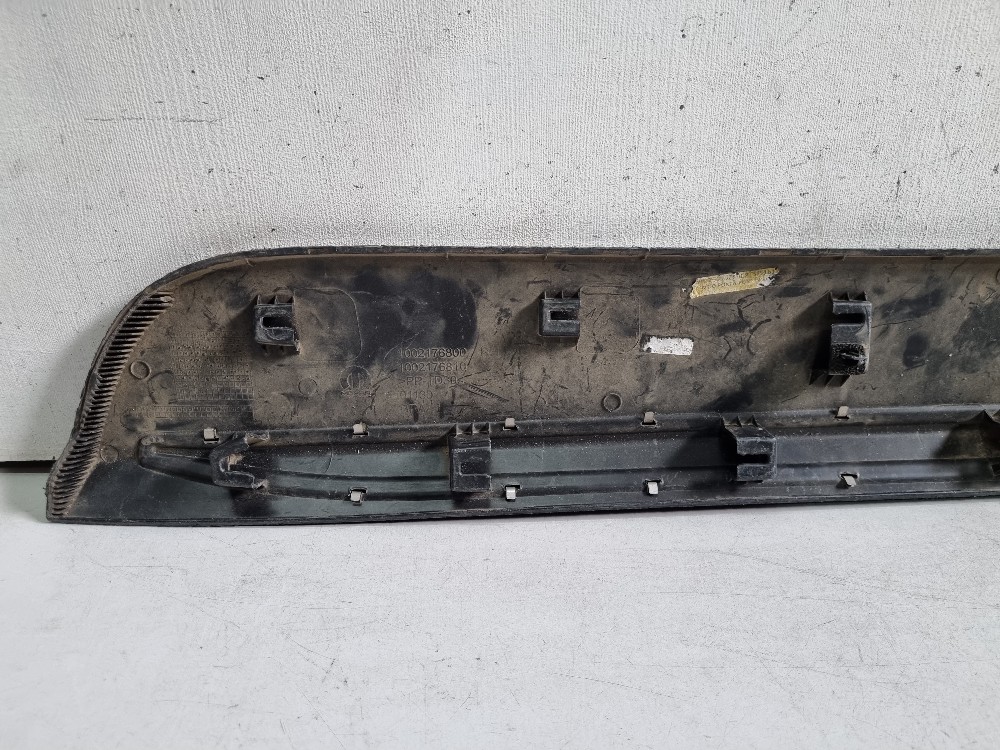 Friso Porta Traseira Direita Fiat Toro Modelos 2016/2021 3