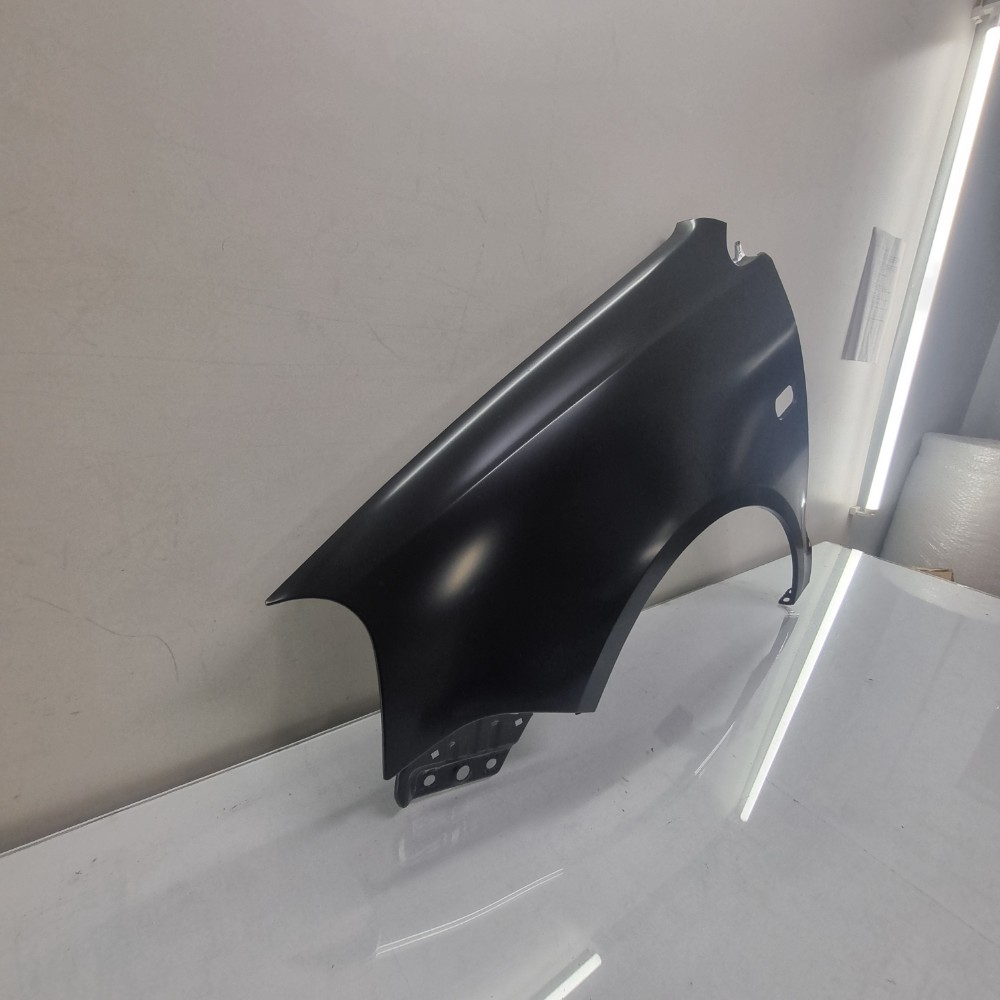 Paralama Esquerdo  C/furo Volkswagen Polo Modelos 2007/2010 3