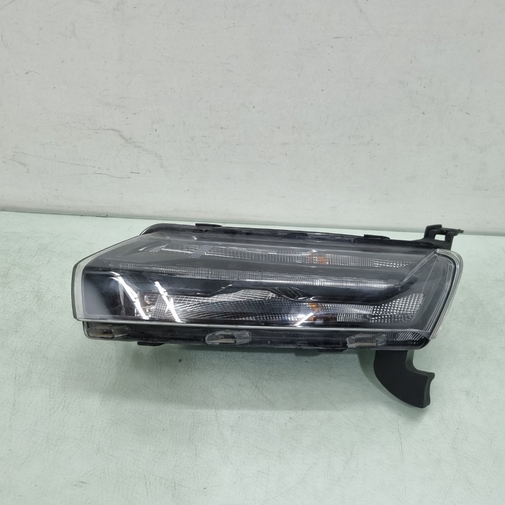 Farol Esquerdo Superior Renault Kwid 2022/2025 Recuperado. 3